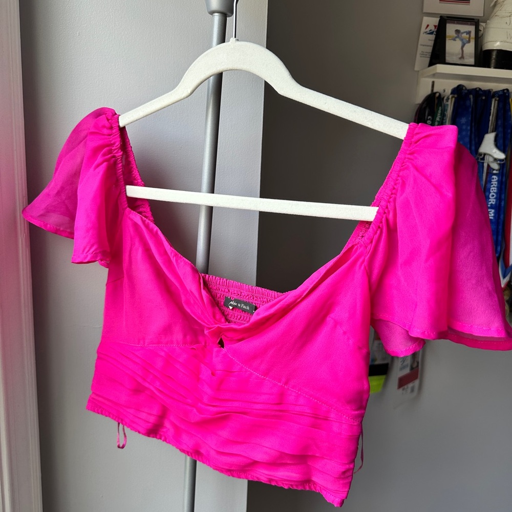Abercrombie & Fitch Pink Ruffled Crop Blouse